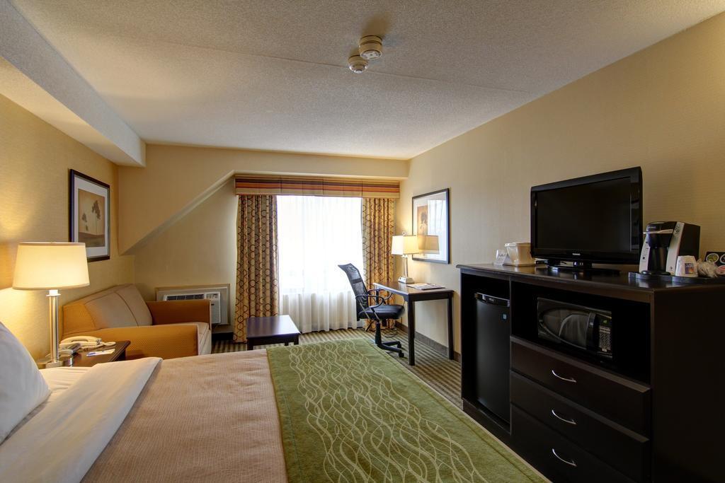 Comfort Inn Chatham-Kent Esterno foto