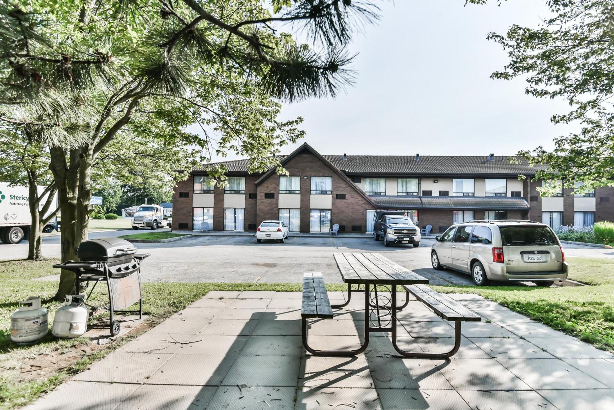 Comfort Inn Chatham-Kent Esterno foto