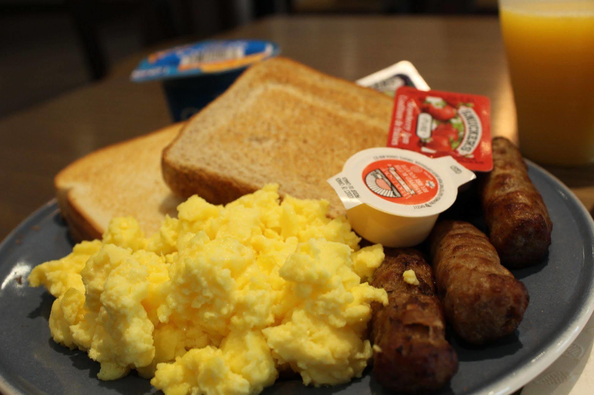 Comfort Inn Chatham-Kent Esterno foto